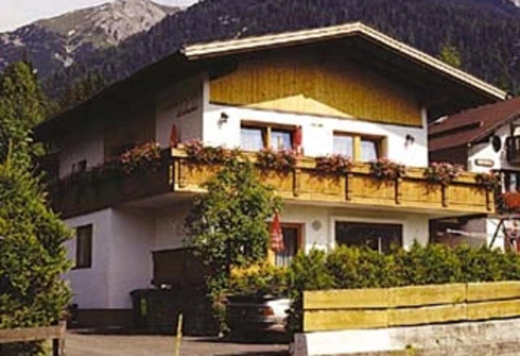 Krabacher Apartment